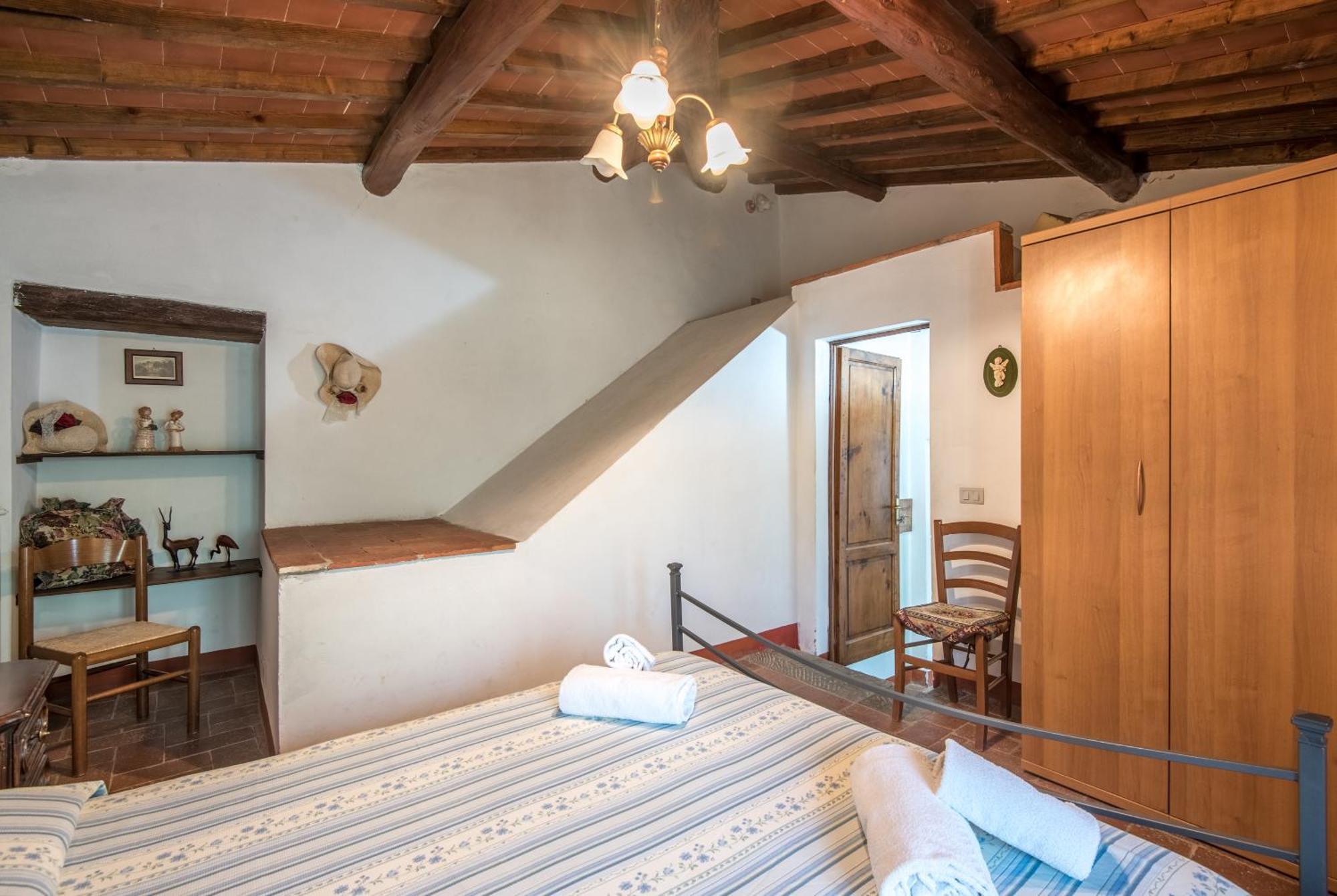 Poggio Primo - Bilocale Brando Villa Castiglion Fibocchi Luaran gambar